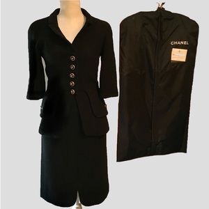 Chanel 2007 Haute Couture black boucle suit FR 38